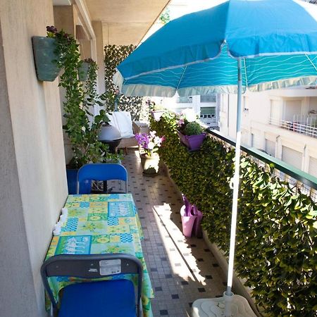 Chill Out Apartment, 2 Mins From Beach Nice Extérieur photo